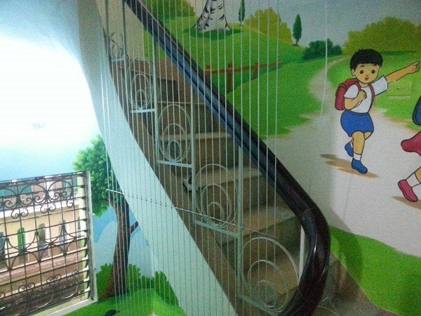 Lưới bình an cầu thang – Chiến thuật đảm bảo an toàn bé xíu nhà bạn ở mọi lúc mọi nơi.