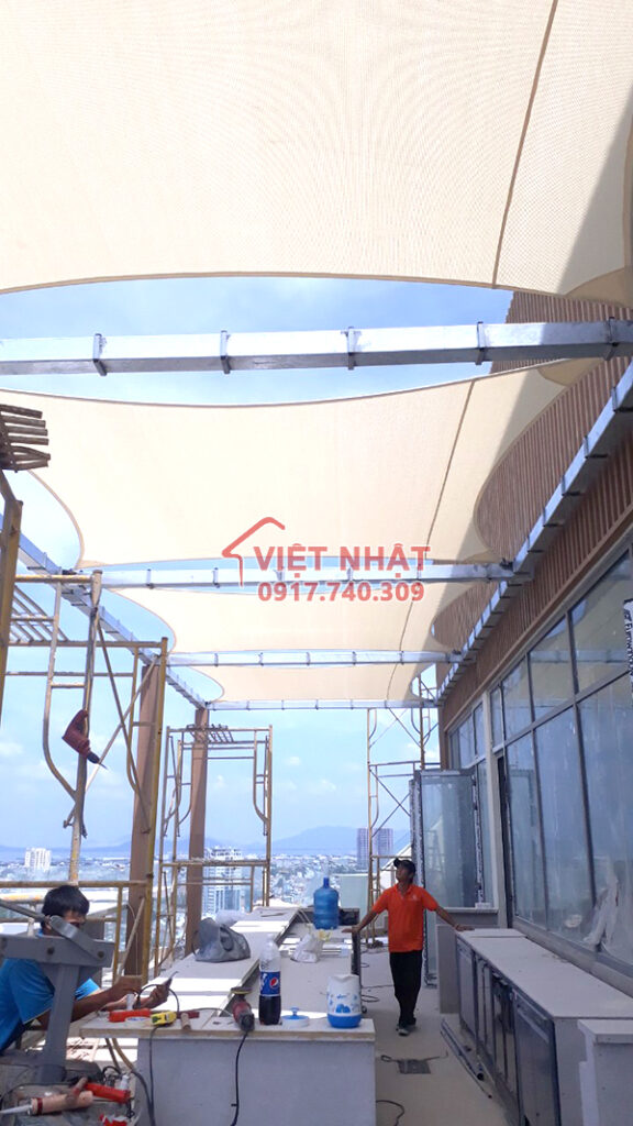 Việt Nhật thi công công trình bạt căng
