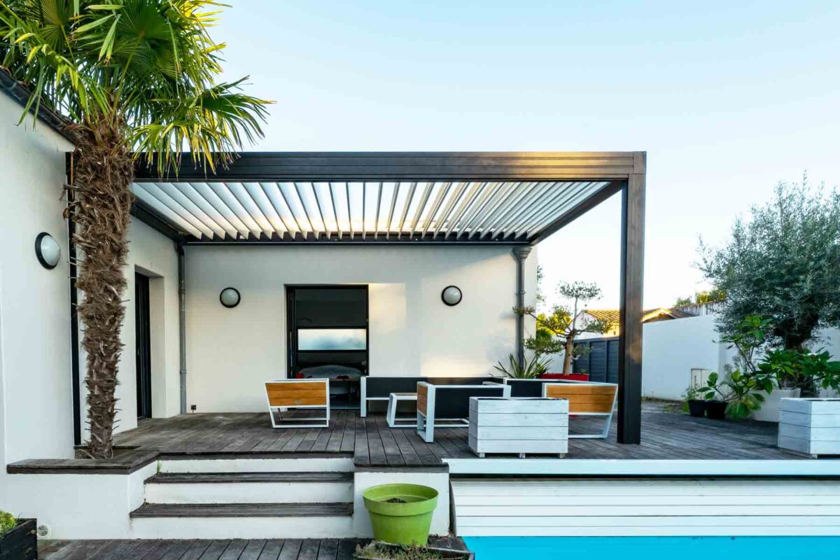 Smart Pergola® lại mang đến sự tiện lợi và linh hoạt của công nghệ hiện đại